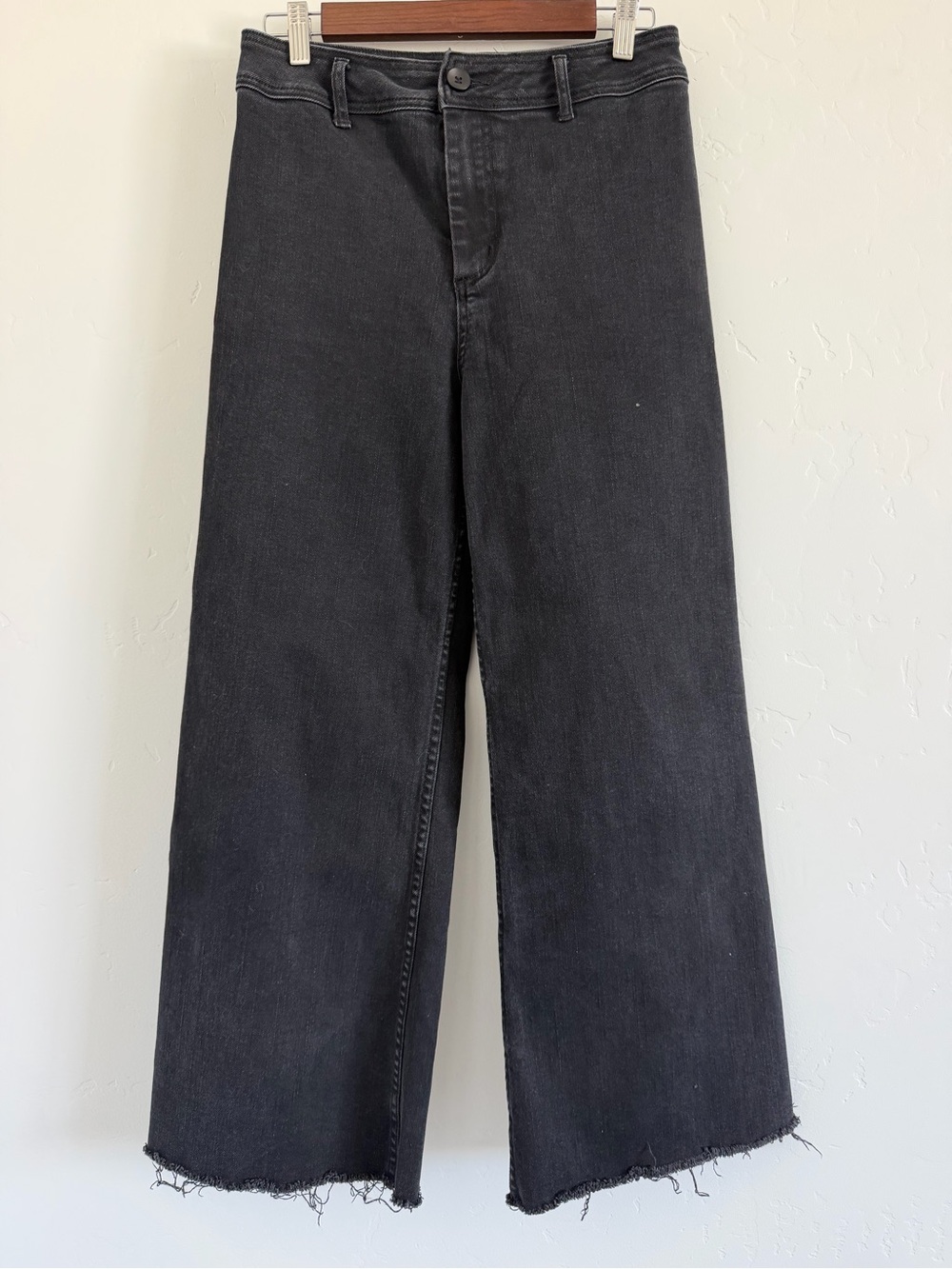 Miou Muse Black Wide Leg Jeans High Rise Raw Hem Cropped Denim Pants Size Large